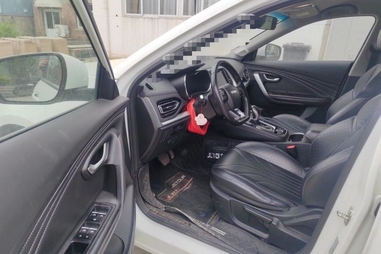Used JETOUR X70 