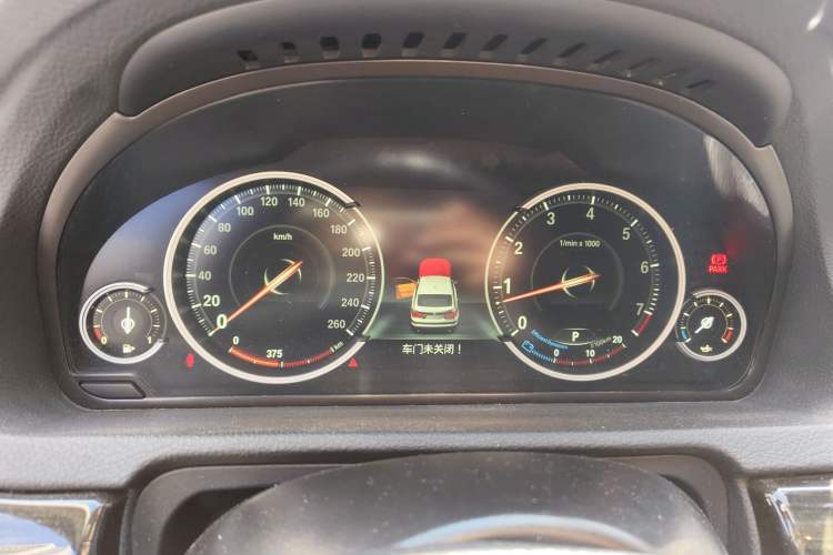 Used BMW 5 Series GT 2014 528i Luxury Edition
