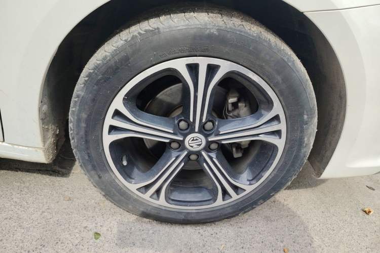 Used MG 6 2017 20T Manual Luxury Smart Connect Version China V Standard
