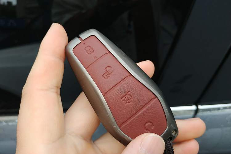 Used BYD Qin L 2024 DM-i 80KM Beyond Model Vehicle Key