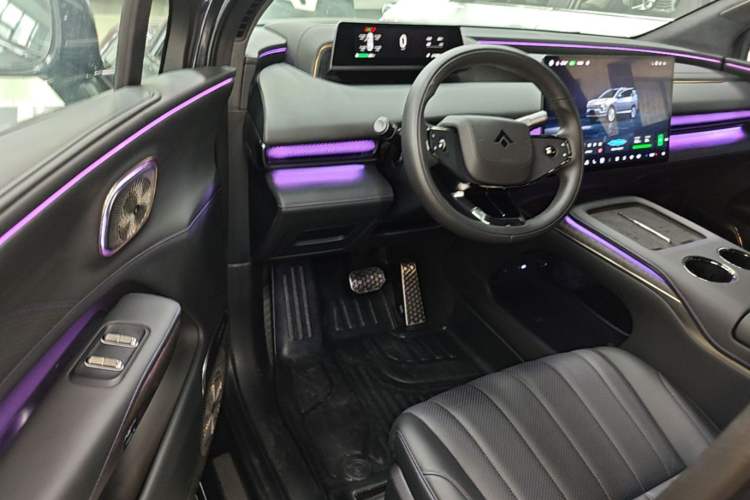 Used Hyptec HL 2025 700 Ultra Six-Seater All-Wheel-Drive LiDAR Version