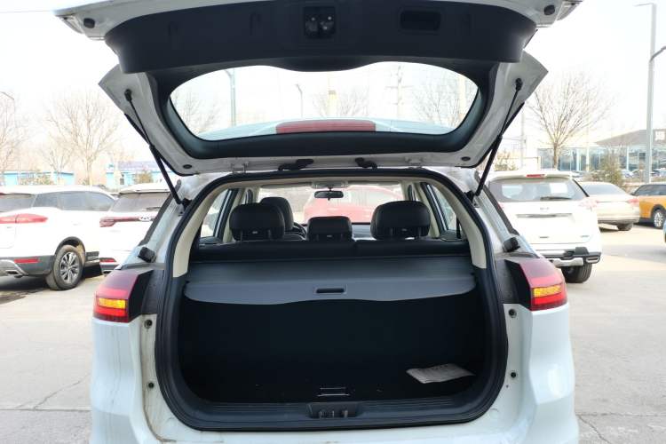 Used Geely Auto Emgrand X7 Sport 2018 1.8TD Automatic Two-Wheel Drive Smart Connect 4G Internet Edition
