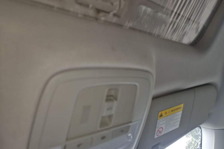 Used Roewe i6 2020 PLUS 1.6L CVT 4G Connected Glory Flagship Edition