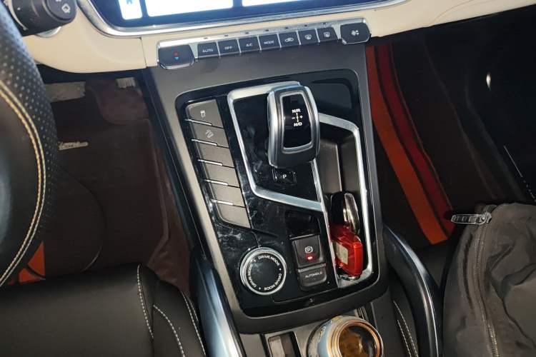 Used Geely Auto Emgrand X7 Sport 2022 Boyue X 1.8TD DCT Smart Model Gear Lever