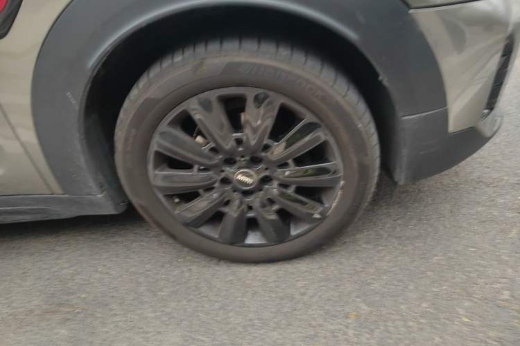 Used MINI Countryman 2021 1.5T COOPER ALL4 Connoisseur Right Front Wheel Hub