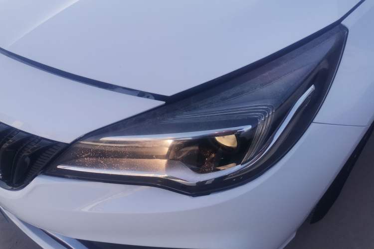 Used Buick Verano 2016 Two-Door GS 20T Dual-Clutch Haoting Sporty Model