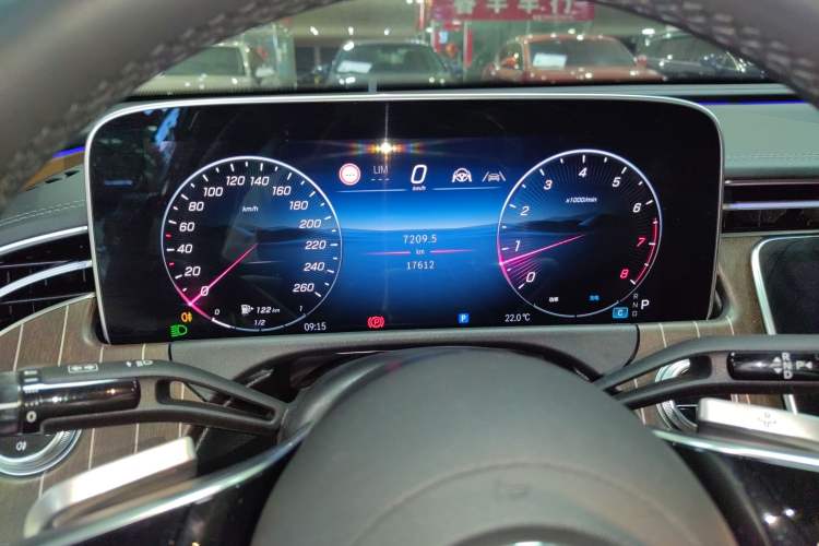 Used Mercedes-Benz E-Class 2024 E 300 L Stylish Model
