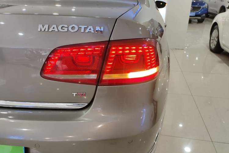 Used Volkswagen Magotan 2013 1.8TSI Luxury Model