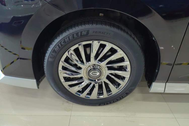 Used GAC Trumpchi M8 2023 Zongshi Series Dual-Motor Flagship Edition
