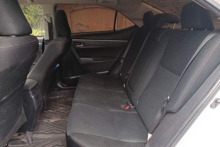 Used Toyota Corolla 2017 Revised Version 1.2T S-CVT GL-i Left Rear Seat