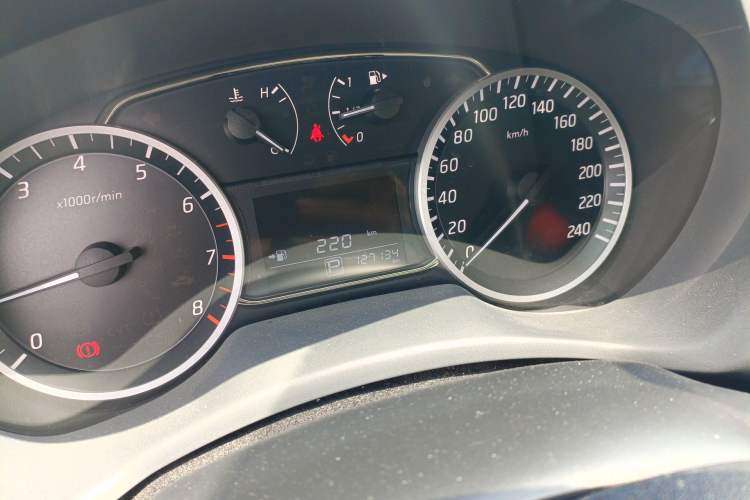 Used Nissan Sylphy 2021 Classic 1.6XE CVT Comfort Edition Odometer Close Up