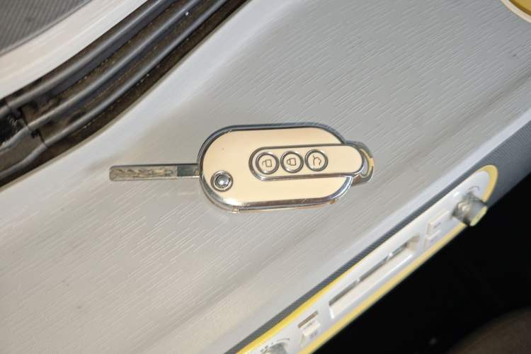 Used Wuling Hongguang MINIEV 2022 Macaron Premium Model – Lithium Iron Phosphate
