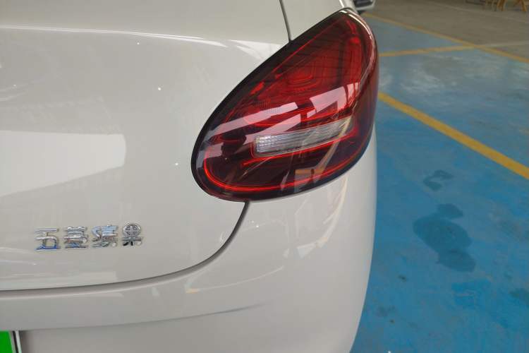 Used Wuling Bingo 2023 203km Light Edition
