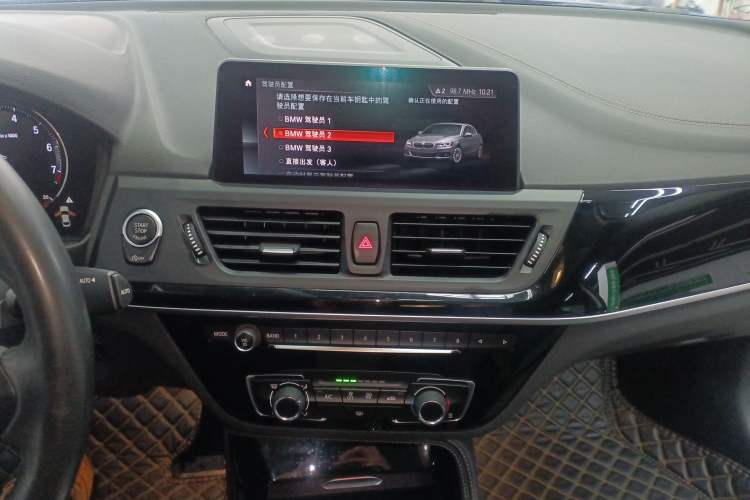 Used BMW 1 Series 2019 118i M Sport Package Audio And AC Panel