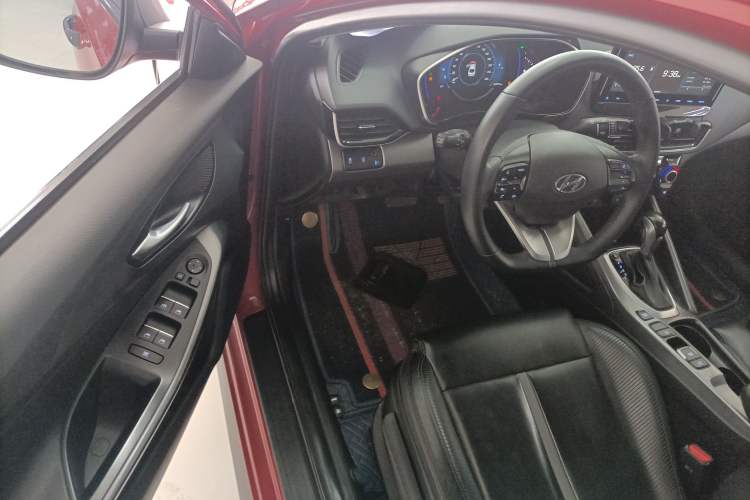 Used Hyundai Lafesta 2021 280TGDi GLX Elite Edition Driver Seat