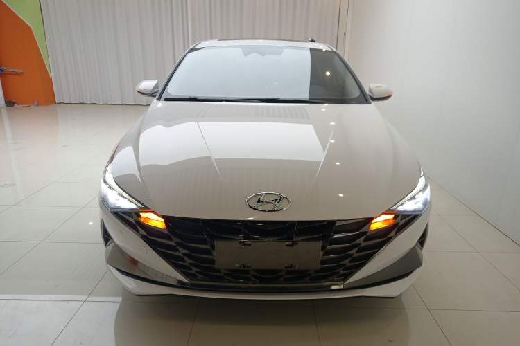 Used Hyundai Elantra 2021 1.5L CVT LUX Prestige Edition Front