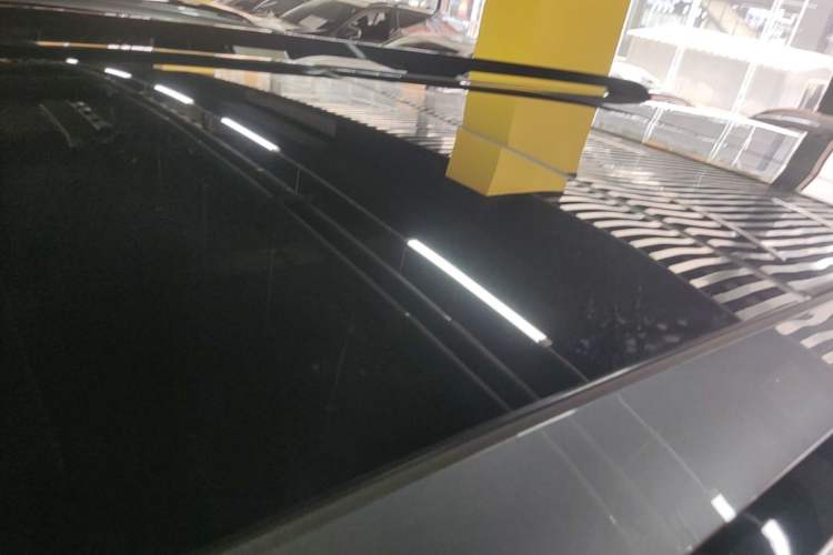 Used Formula Leopard 5 2023 Explore Edition Roof