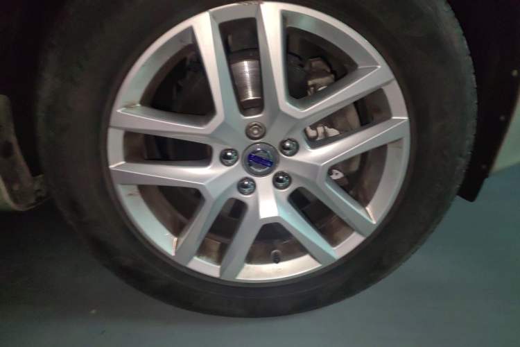 Used Volvo XC60 2016 T5 Smart Upgrade Model
