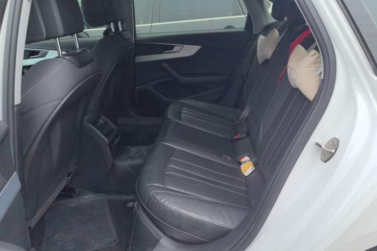 Used Audi A4L 2022 40 TFSI Fashion Dynamic Model