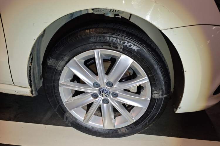 Used Volkswagen Polo 2014 1.4L Automatic Comfort Edition