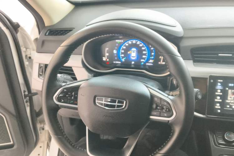 Used Geely Auto Emgrand X7 Sport 2021 Million Edition 1.8TD DCT Two-Wheel Drive Luxury Model
