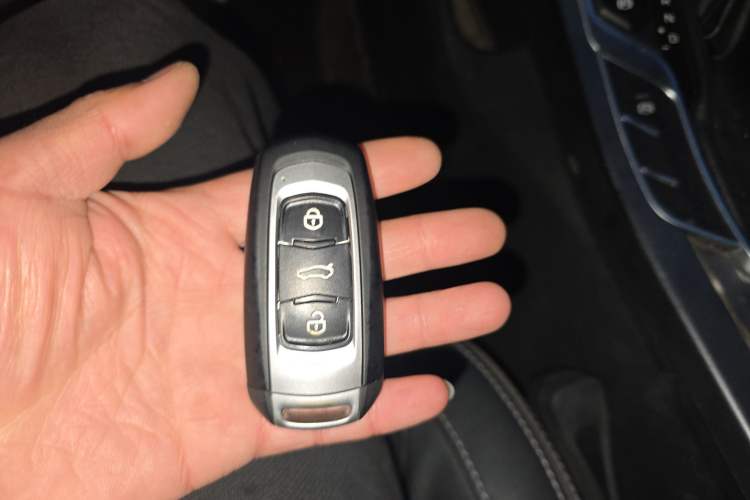 Used Geely Auto Emgrand 2018 1.5L CVT Upward Connect Edition
