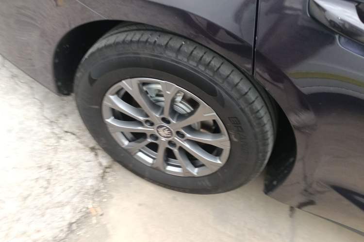 Used BYD Qin L 2024 DM-i 80KM Leading Model
