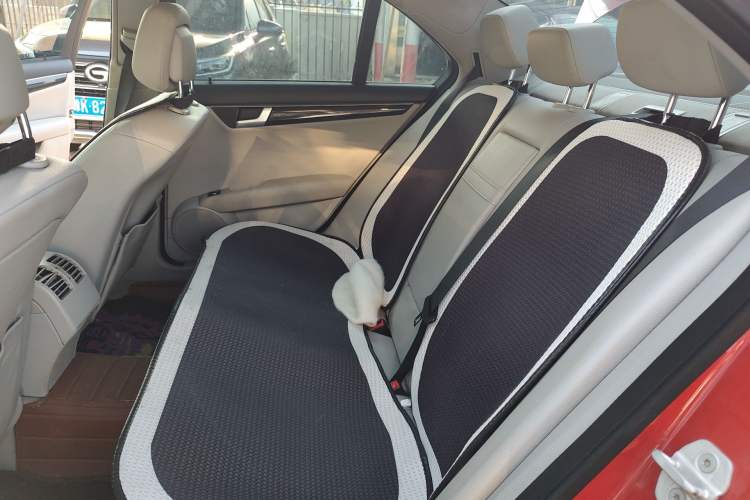 Used Mercedes-Benz C-Class 2013 C 180 Classic Grand Edition
