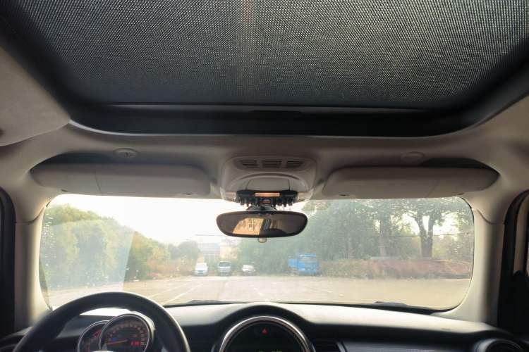 Used MINI MINI 2015 1.5T COOPER Fun Five-Door Edition