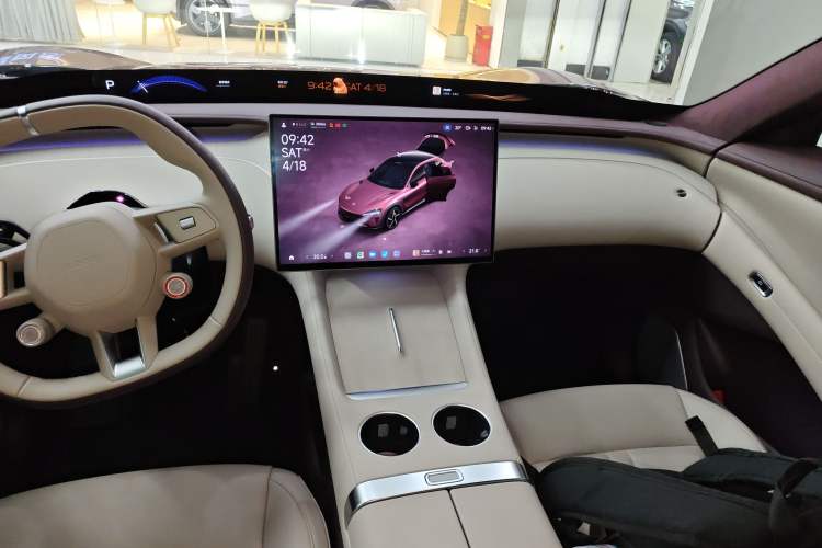 Used Xiaomi Auto YU7 2025 Ultra-Long Range High-Performance All-Wheel-Drive Max Edition