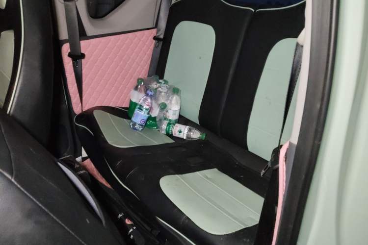 Used Wuling Hongguang MINIEV 2021 Macaron Premium Model – Lithium Iron Phosphate Left Rear Seat
