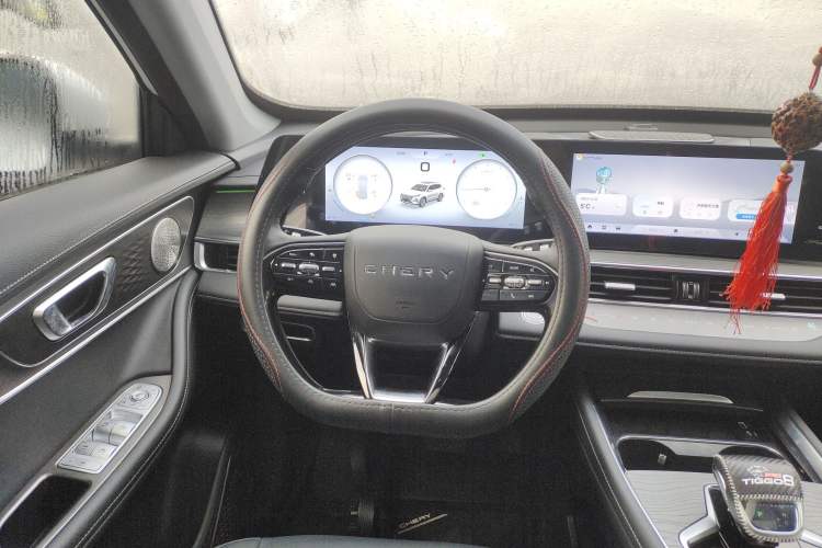 Used Chery Tiggo 8 PRO 2024 Champion Edition 290T Two-Wheel Drive Shining Version 5 Seats Steering Wheel