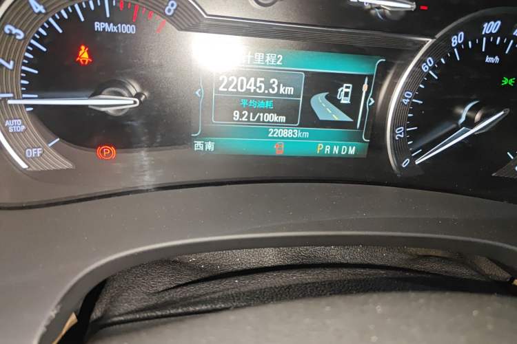 Used Buick GL8 2017 ES 28T Flagship Model China V Standard Odometer Close Up