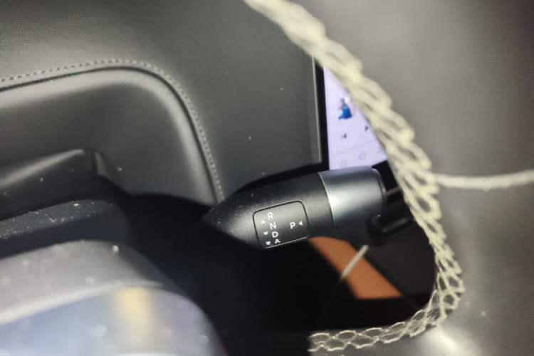 Used Li Auto L8 2023 Pro Model
