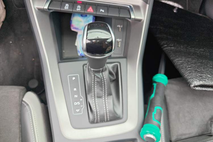 Used Audi Q3 2020 40 TFSI Fashion Dynamic Model
