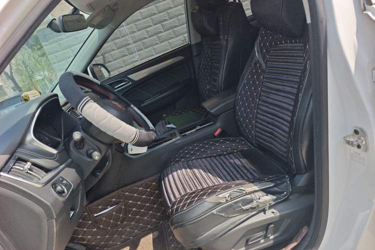 Used Roewe RX5 2019 20T Two-Wheel Drive Automatic 4G Connected Platinum Edition Left Front Seat