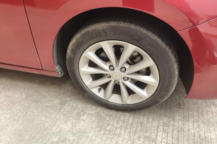 Used Chevrolet Cruze 2017 1.5L Automatic Pioneer Sunroof Edition