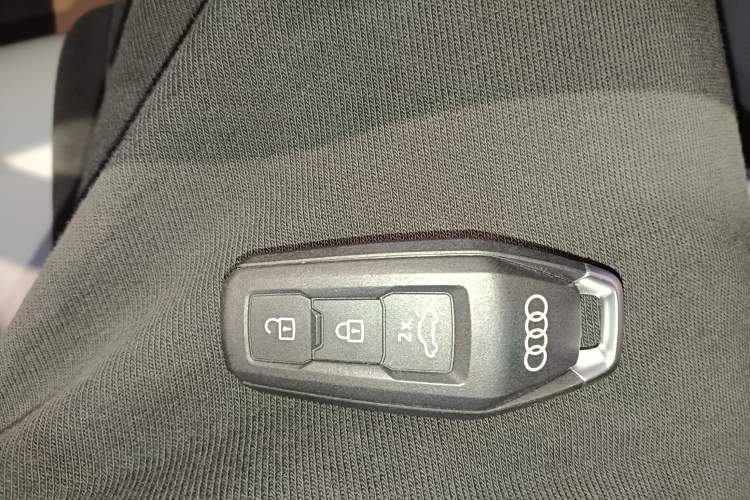 Used Audi Q6L e-tron 2026 First Launch Navigation Edition