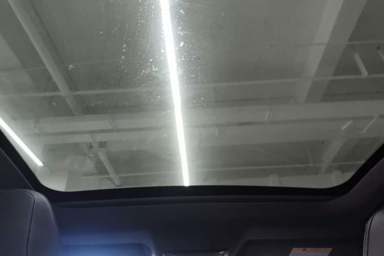 Used CHANGAN UNI-V 2023 1.5T Prestige Model
