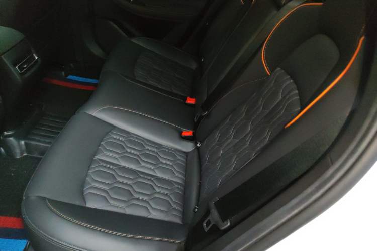 Used CHANGAN UNI-T 2022 1.5T Sport Edition Premium Version Left Rear Seat