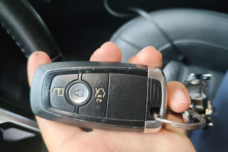 Used Ford Edge 2018 EcoBoost 245 Two-Wheel-Drive Platinum Edition 7-Seater China V Emission Standard