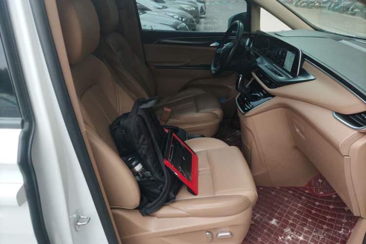 Used Buick GL8 2020 ES Land Cruiser 653T Luxury Model