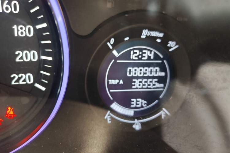 Used Honda Vezel 2015 1.5L CVT two-wheel drive Comfort trim