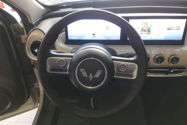 Used Wuling Bingo 2023 410 km Lingxi Deluxe Edition