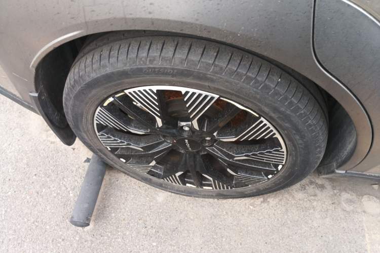 Used AION Y 2022 70 Intelligent Edition Lithium Iron Phosphate