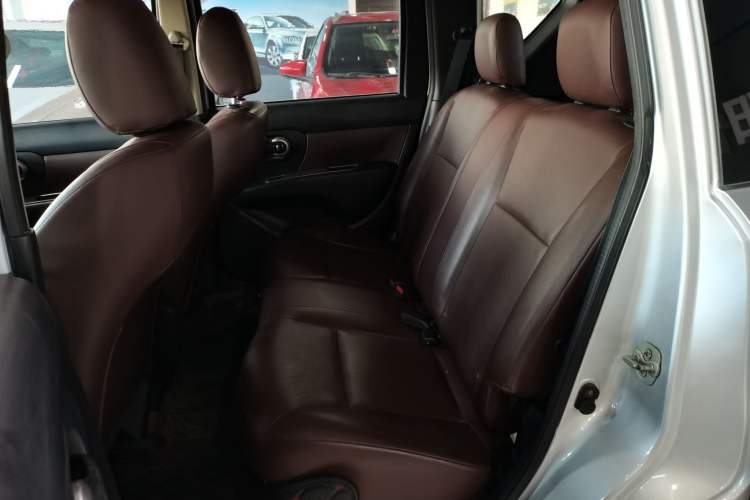 Used Nissan Livina 2015 Jinrui 1.6XV CVT Cool Cafe Edition
