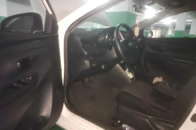 Used Toyota Vios 2019 1.5L CVT Innovation Edition Driver Seat