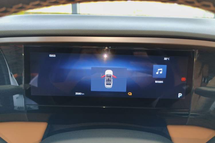 Used Geely Galaxy L7 2025 EM-i 115km Exploration+ Edition
