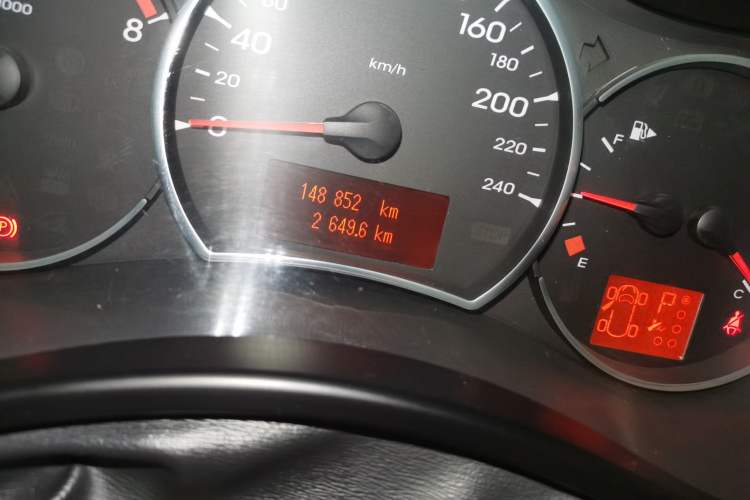 Used Renault Koleos 2009 2.5L Two-Wheel Drive Comfort Version