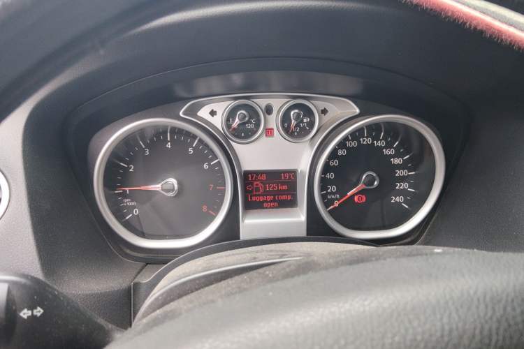 Used Ford Focus 2013 Hatchback Classic 1.8L Manual Base Model Instrument Cluster